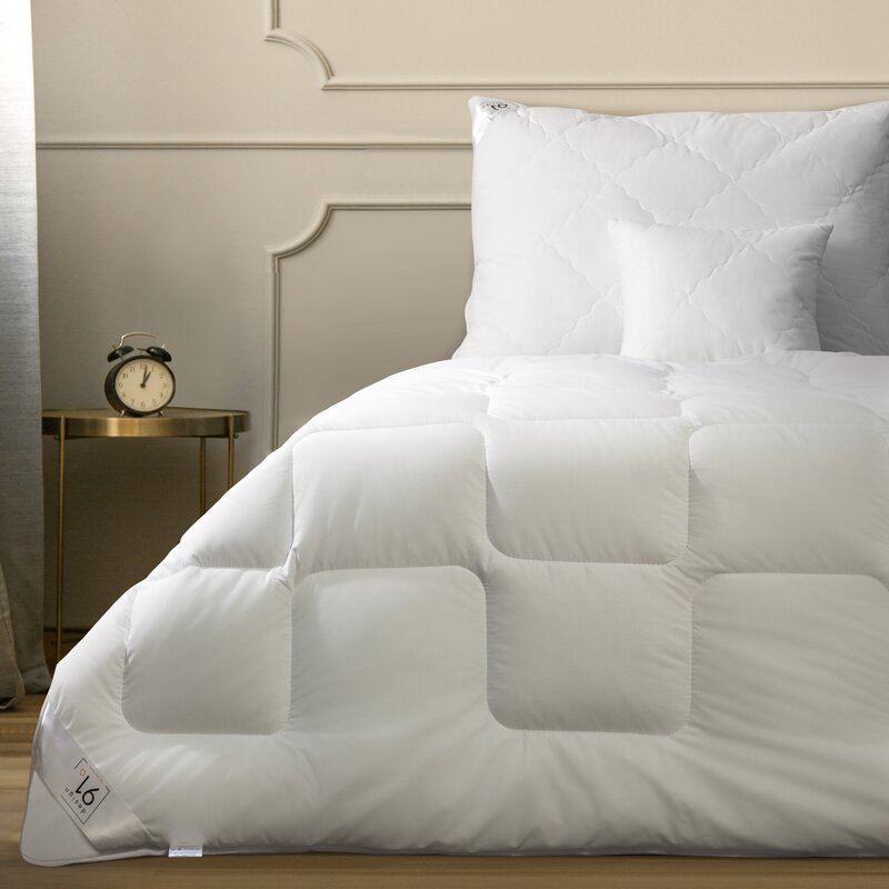 Poduszka antyalergiczna DESIGN91 Gold 70x90 cm biała - EU_370668