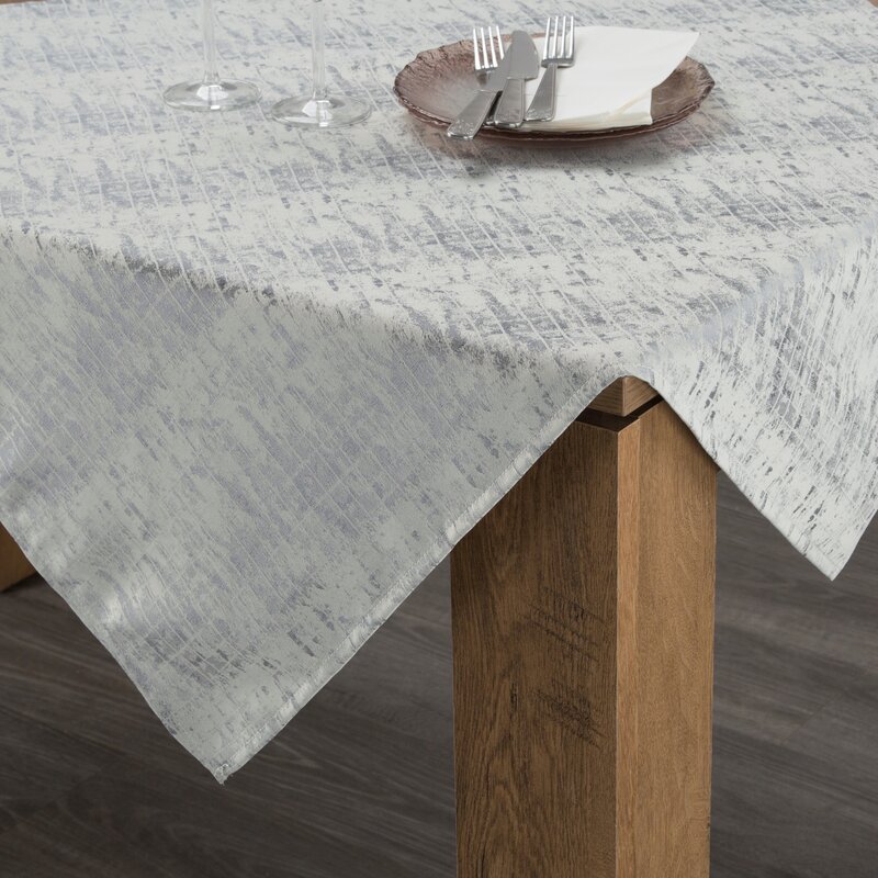 OBRUS ALINA 85 X 85 CM SREBRNY - EU_440374