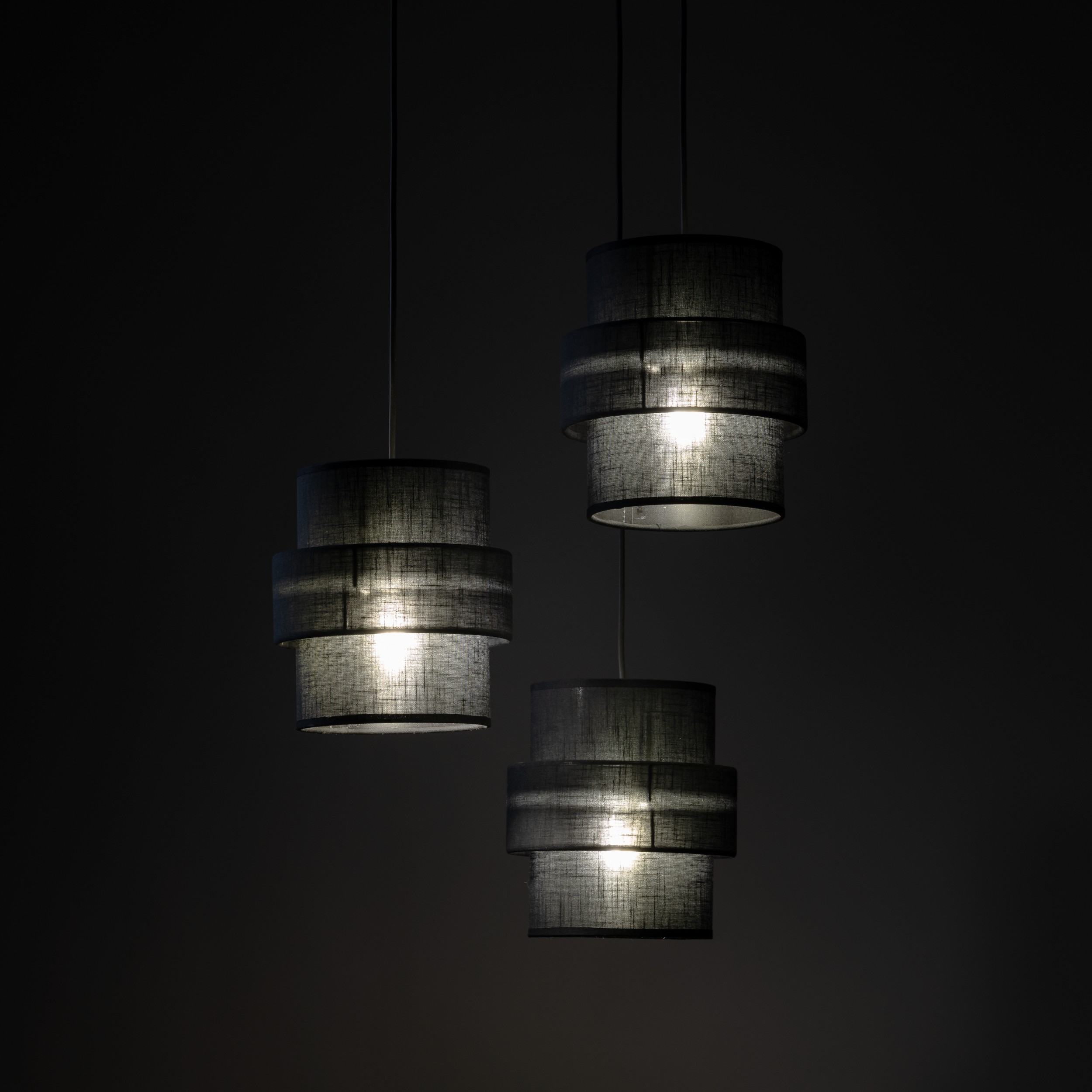 Lampa wisząca CALISTO czarna potrójna na okrągłej podstawie 145x45cm - TK_5981