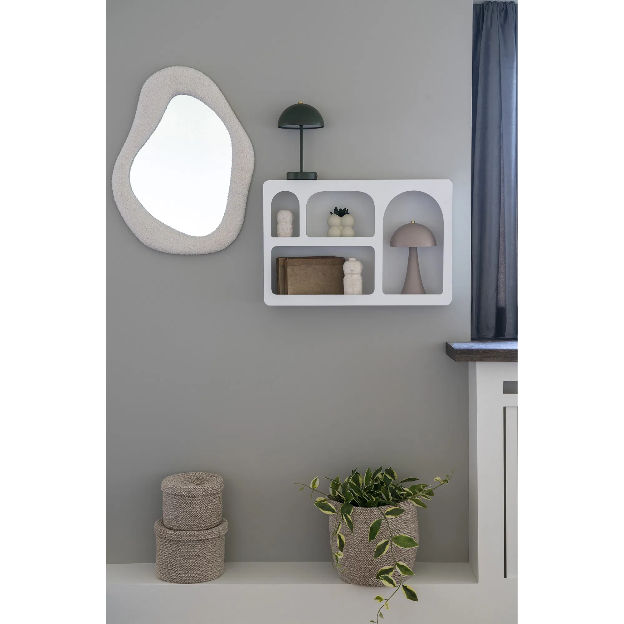 Lustro w pluszowej ramie BOSA 465x61 cm - biały - 4001717