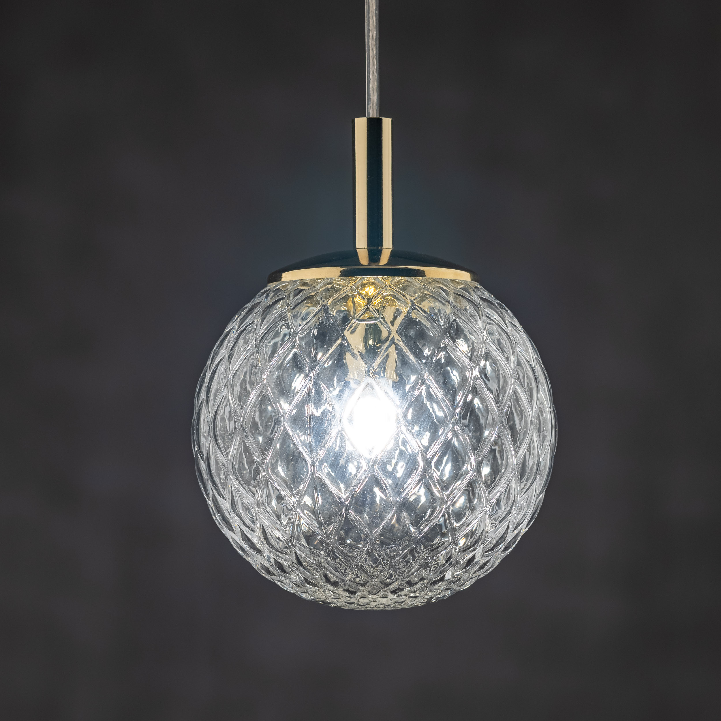 Lampa wisząca CADIX złota z transparentnym kryształowym szklanym okrągłym kloszem 150x14cm - TK_759