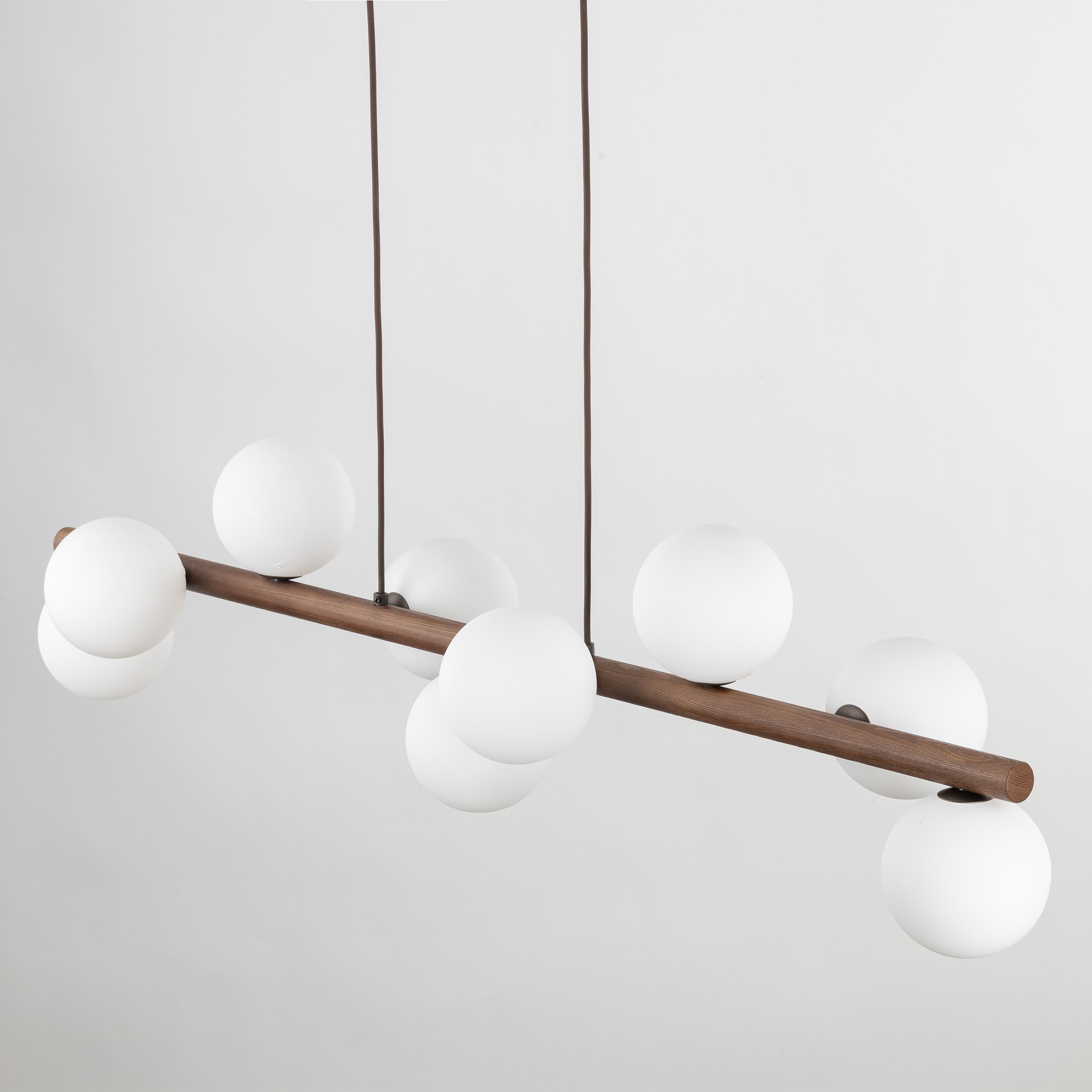 Lampa wisząca ESTERA ciemny orzech drewniana na listwie z białymi okrągłymi szklanymi kloszami 125x117x25cm - TK_10273