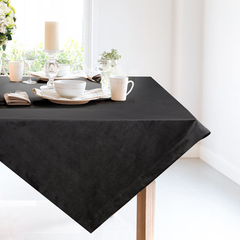 OBRUS MELINDA 85 X 85 CM CZARNY