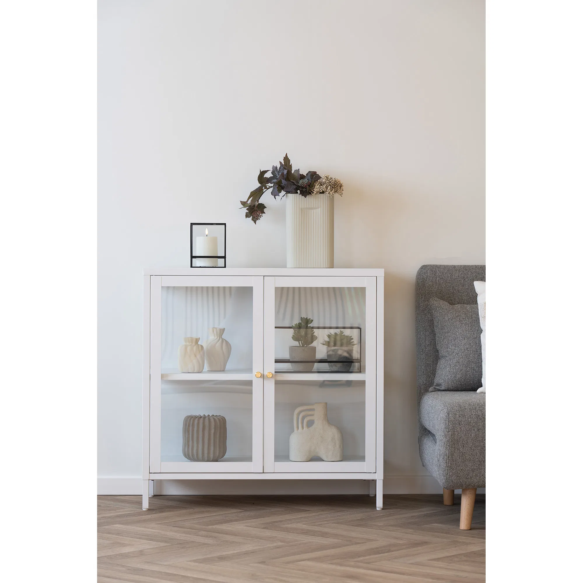 Witryna niska 2-drzwiowa DALBY przeszklone boki 80x35x80 cm - biała - 3003016