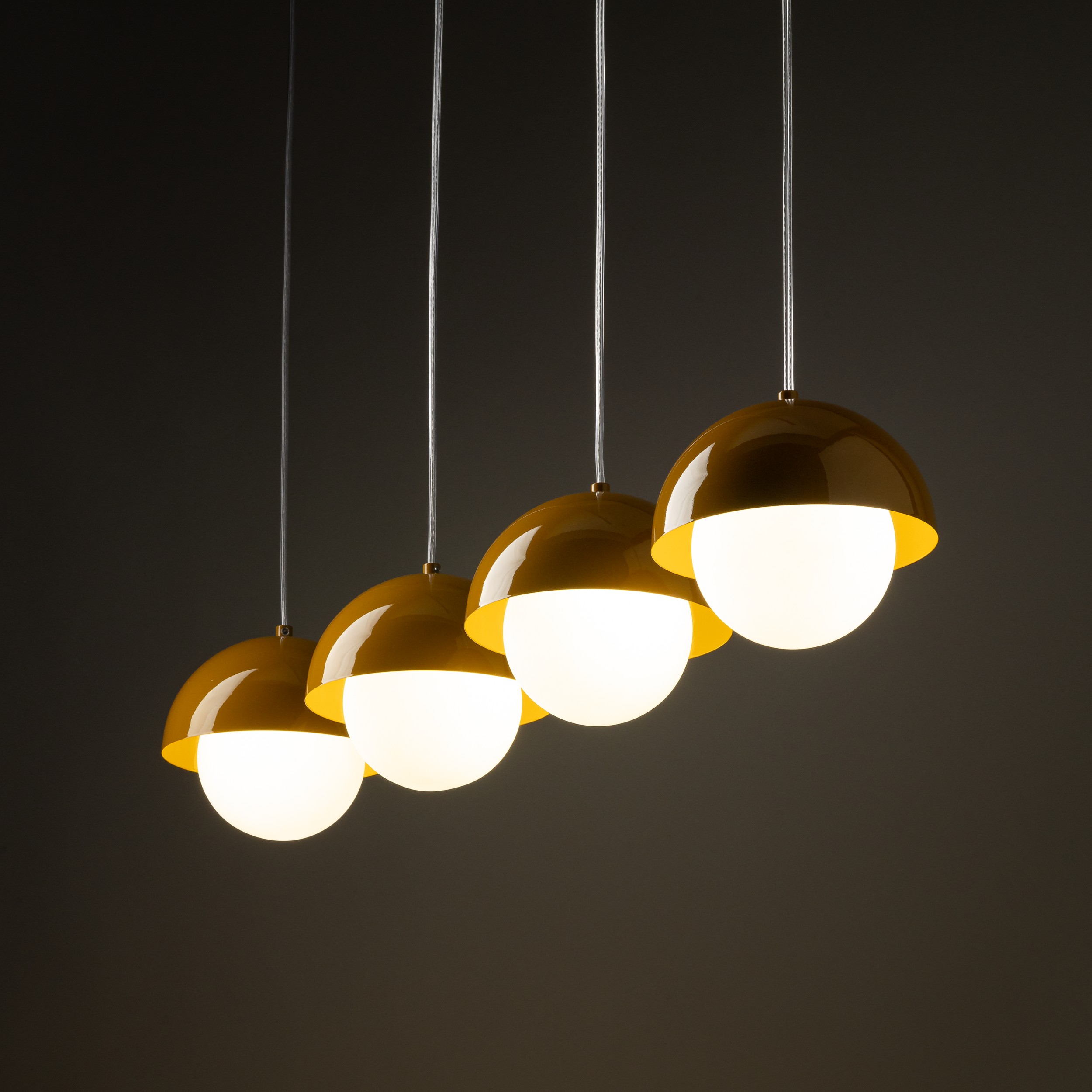 Listwa wisząca BONO żółta błyszcząca na metalowej listwie 120x100x17cm - TK_10267