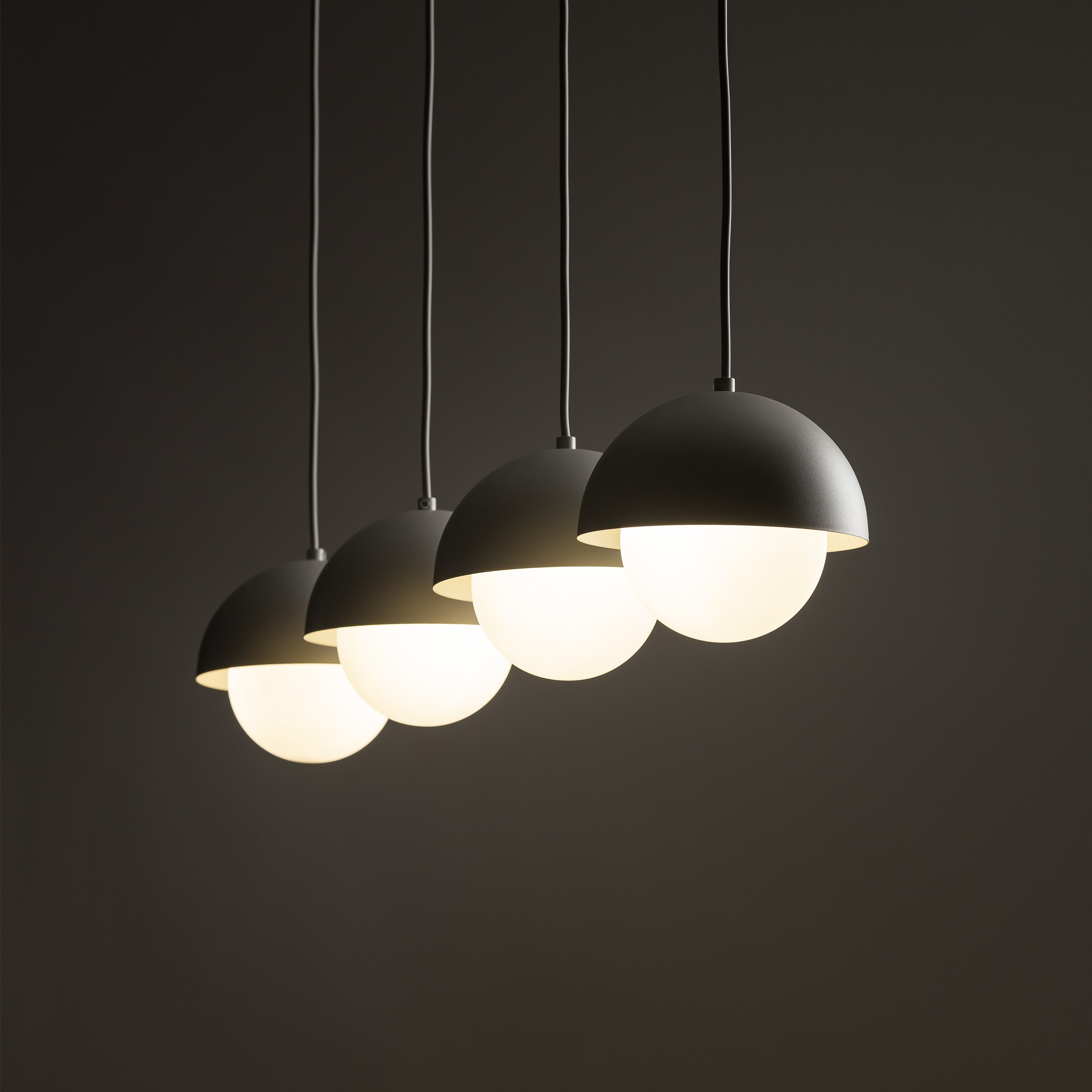 Lampa wisząca BONO beżowa na metalowej listwie z białymi okrągłymi szklanymi kloszami 120x100x17cm - TK_10213