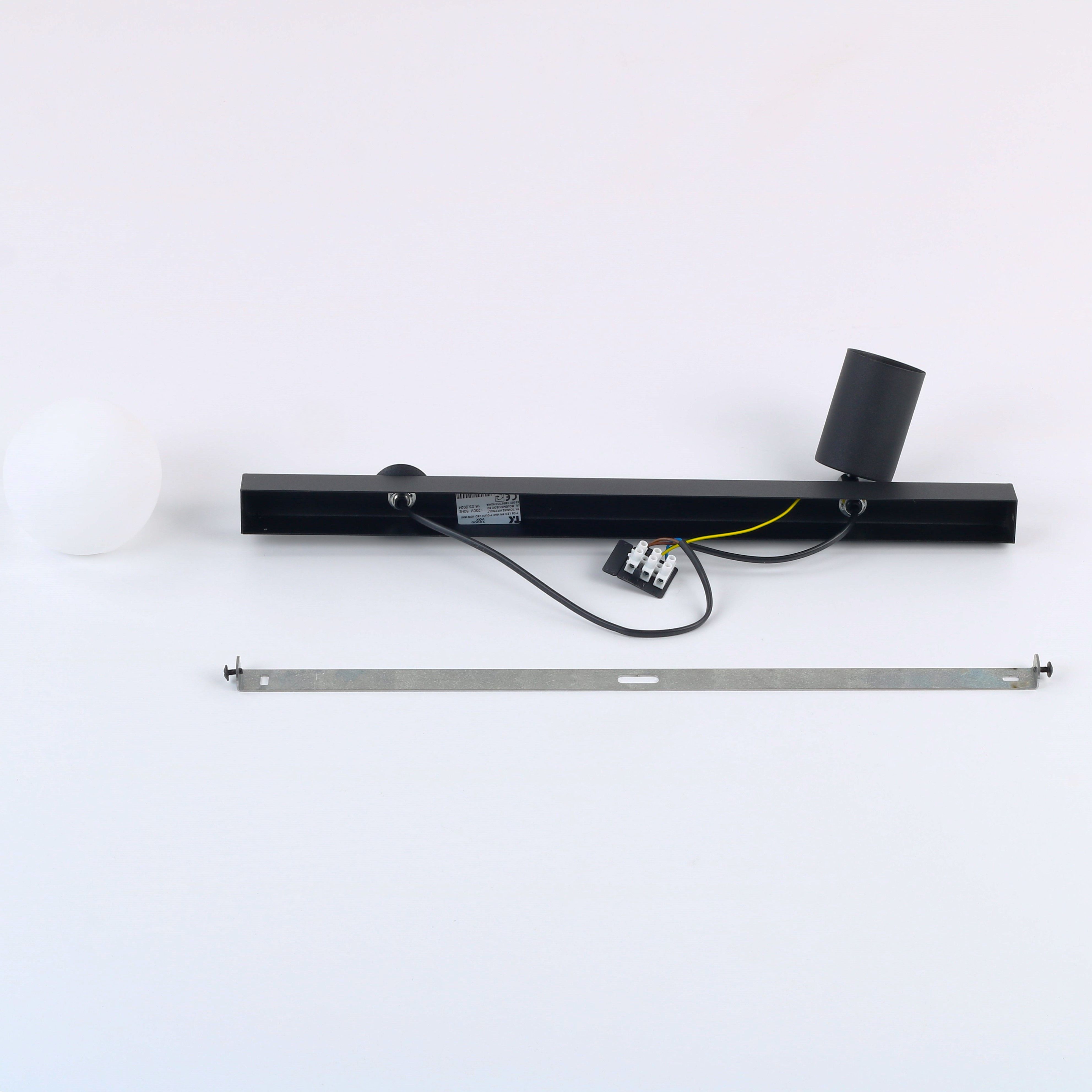 Lampa sufitowa VOX czarna na metalowej listwie z białym okrągłym szklanym kloszem i regulowanym reflektorem 49x15x14cm - TK_10000